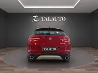 Usado Alfa Romeo Stelvio Sprint 190 CV (139 kW) 2022 Rojo SUV