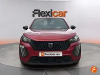 Usado Peugeot 2008 Active 100 CV (73 kW) 2023 Rojo SUV