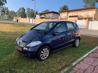 Usado Mercedes A200 Elegance 140 CV (102 kW) 2009 Azul Monovolumen