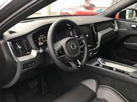 Nuevo Volvo XC60 Ultra 351 CV (258 kW) 2025 Gris SUV