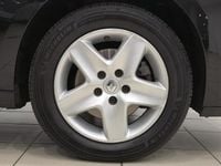 Usado Renault Scénic III 110 CV (80 kW) 2015 Negro Monovolumen