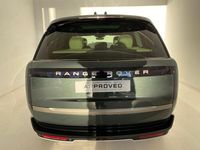 Usado Land Rover Range Rover 300 CV (220 kW) 2025 Verde SUV