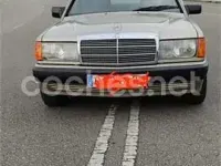 Usado Mercedes 190 94 CV (69 kW) 1991 Beige Berlina