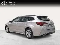 Usado Toyota Corolla Active 140 CV (102 kW) 2025 Plateado Familiar