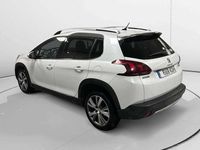 Usado Peugeot 2008 Allure 110 CV (80 kW) 2017 Blanco SUV