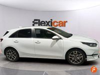 Usado Kia Ceed 120 CV (88 kW) 2024 Blanco Utilitario