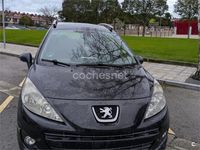Usado Peugeot 207 Active 95 CV (69 kW) 2011 Negro Familiar