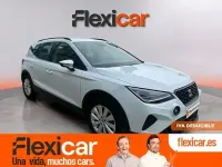 Usado Seat Arona Style 110 CV (80 kW) 2024 Blanco SUV