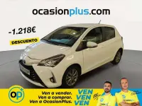 Usado Toyota Yaris Active 100 CV (73 kW) 2018 Blanco Utilitario