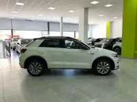 Usado VW T-Roc Advance 110 CV (80 kW) 2022 Blanco SUV