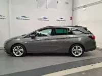 Usado Opel Astra Ultimate 145 CV (106 kW) 2021 Gris / plata Familiar