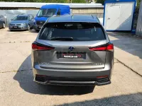Usado Lexus NX300h Business Edition 197 CV (144 kW) 2021 Gris / plata SUV
