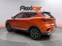 Usado MG ZS Luxury 106 CV (77 kW) 2022 Naranja SUV