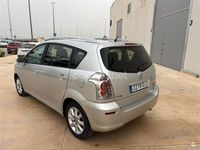 Usado Toyota Corolla Verso Sol 116 CV (85 kW) 2005 Gris / plata Monovolumen