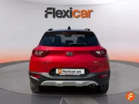 Usado Kia Stonic 101 CV (74 kW) 2019 Granate SUV