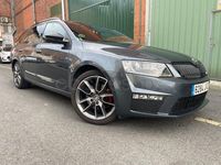 Usado Skoda Octavia RS 184 CV (135 kW) 2017 Gris / plata Familiar