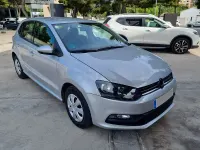Usado VW Polo Edition 60 CV (44 kW) 2016 Gris / plata Berlina