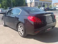 Usado Peugeot 508 Allure 140 CV (102 kW) 2012 Negro Berlina