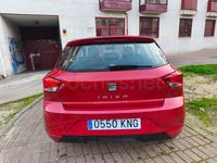Usado Seat Ibiza Reference 95 CV (69 kW) 2018 Granate Utilitario