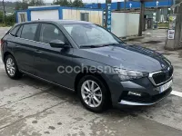 Usado Skoda Scala Ambition 110 CV (80 kW) 2020 Negro Utilitario