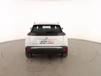 Usado Peugeot e-2008 Allure 100 kW (136 CV) 2020 Blanco SUV