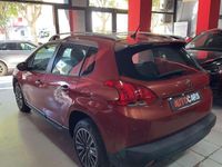 Usado Peugeot 2008 Access 82 CV (60 kW) 2015 Naranja SUV