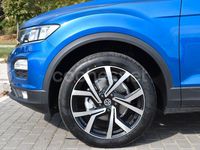 Usado VW T-Roc Advance 150 CV (110 kW) 2021 Azul SUV