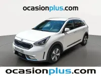 Begagnad Kia Niro 141 HK (103 kW) 2017 Vit SUV