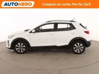 Usado Kia Stonic 84 CV (61 kW) 2021 Blanco SUV