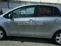 Usado Toyota Yaris 90 CV (66 kW) 2008 Gris / plata Utilitario