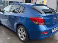 Usado Chevrolet Cruze LTZ 141 CV (103 kW) 2012 Azul Berlina