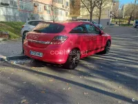 Usado Opel Astra GTC 110 CV (80 kW) 2011 Rojo Berlina