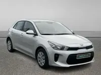 Usado Kia Rio 84 CV (61 kW) 2020 Gris