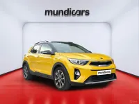 Usado Kia Stonic 110 CV (80 kW) 2018 Amarillo SUV
