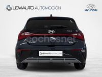 Nuevo Hyundai i20 100 CV (73 kW) 2025 Gris / plata Berlina
