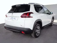 Usado Peugeot 2008 Signature Sky 99 CV (72 kW) 2019 SUV