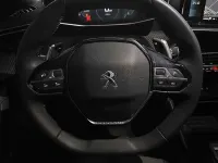 Usado Peugeot 2008 Allure 131 CV (96 kW) 2023 Negro SUV