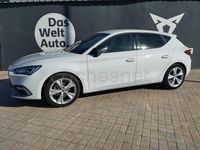 Usado Seat Leon FR 110 CV (80 kW) 2022 Blanco Berlina