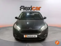 Usado Ford Focus Trend 101 CV (74 kW) 2017 Gris Utilitario