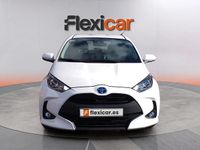 Usado Toyota Yaris Hybrid Active 116 CV (85 kW) 2021 Blanco Berlina