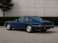 Usado Jaguar XJS 290 CV (213 kW) 1987 Azul Coupe