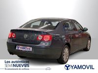 Usado VW Passat Highline 140 CV (102 kW) 2009 Gris Berlina
