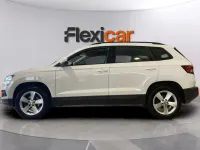 Usado Skoda Karoq Style 150 CV (110 kW) 2020 Blanco SUV