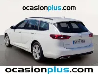 Usado Opel Insignia Selective 136 CV (100 kW) 2018 Blanco Familiar