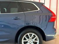 Usado Volvo XC60 Momentum 190 CV (139 kW) 2019 Azul SUV