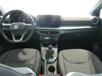 Usado Seat Arona Xperience 115 CV (84 kW) 2025 Gris SUV