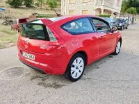 Usado Citroën C4 109 CV (80 kW) 2008 Rojo Coupe