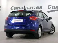 Usado Ford Focus Trend+ 125 CV (91 kW) 2017 Azul Familiar