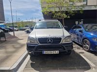Usado Mercedes ML270 163 CV (119 kW) 2004 Gris / plata SUV