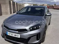 Usado Kia XCeed 141 CV (103 kW) 2023 Gris / plata SUV